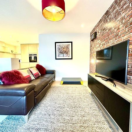 Beautiful New 2 Bedroom Apartment - Next To The Beach - Great Location - Free Parking - Fast Wifi - Smart Tv - Sleeps Up To 4! Close To Purbeck, Corfe Castle, Sandbanks, Poole & Bournemouth Swanage Exteriér fotografie