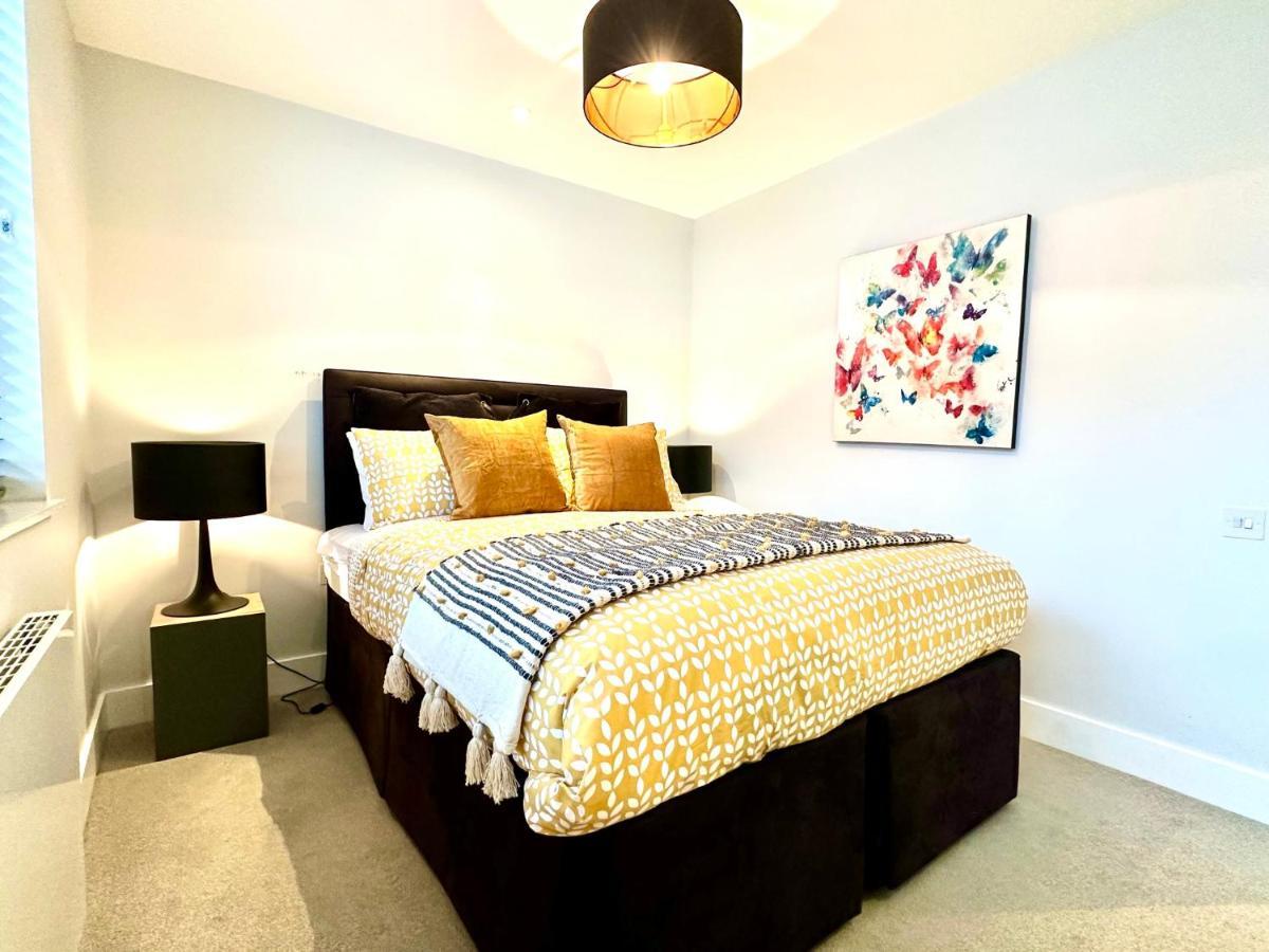 Beautiful New 2 Bedroom Apartment - Next To The Beach - Great Location - Free Parking - Fast Wifi - Smart Tv - Sleeps Up To 4! Close To Purbeck, Corfe Castle, Sandbanks, Poole & Bournemouth Swanage Exteriér fotografie