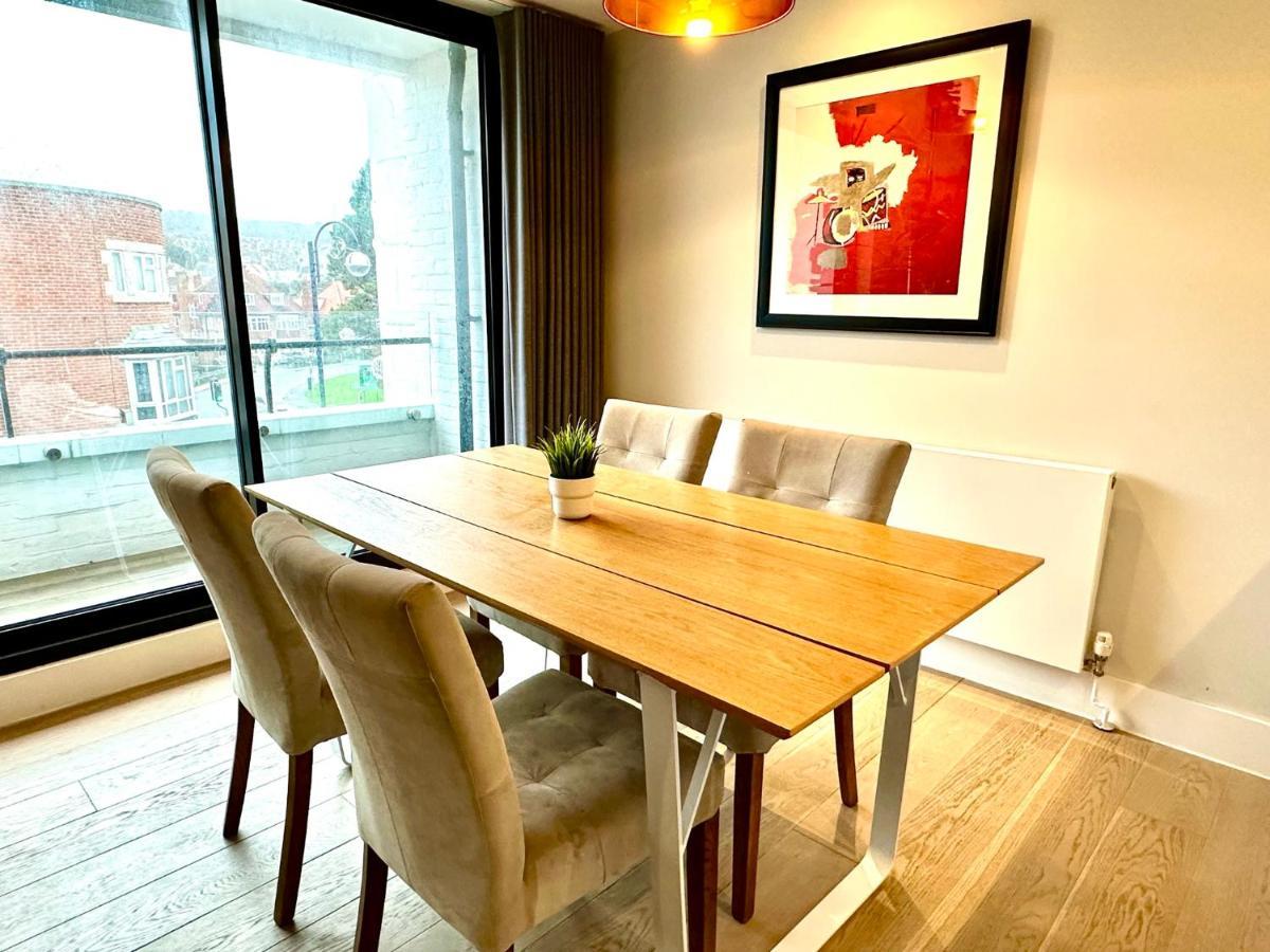 Beautiful New 2 Bedroom Apartment - Next To The Beach - Great Location - Free Parking - Fast Wifi - Smart Tv - Sleeps Up To 4! Close To Purbeck, Corfe Castle, Sandbanks, Poole & Bournemouth Swanage Exteriér fotografie